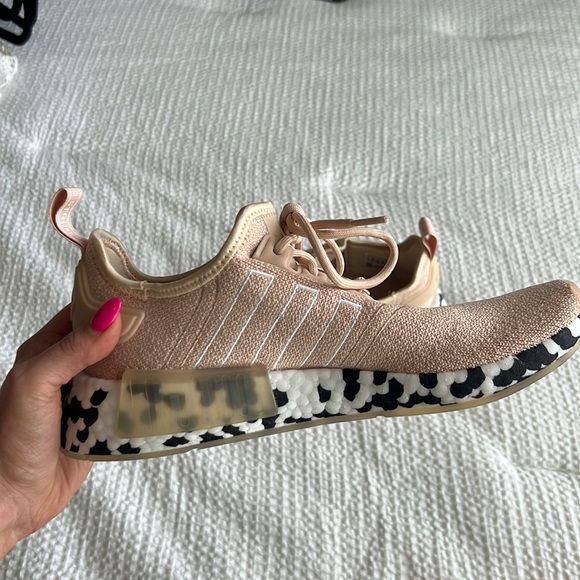 Adidas NMDs _R1 - Picture 2 of 7